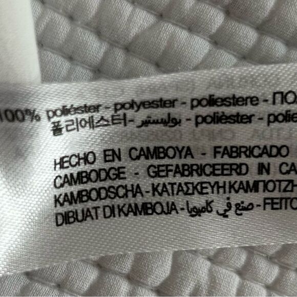 Zara Women’s Floral White with Vibrant Pink Button Down Top Blouse Size Large - Picture 14 of 15